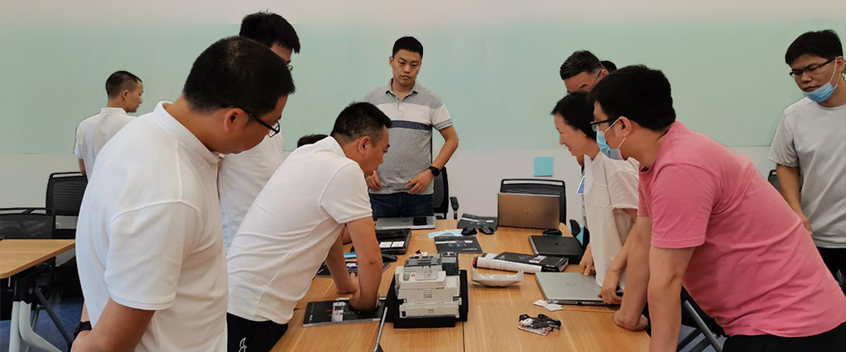 金萊勒電氣在北京知名企業(yè)進(jìn)行技術(shù)交流